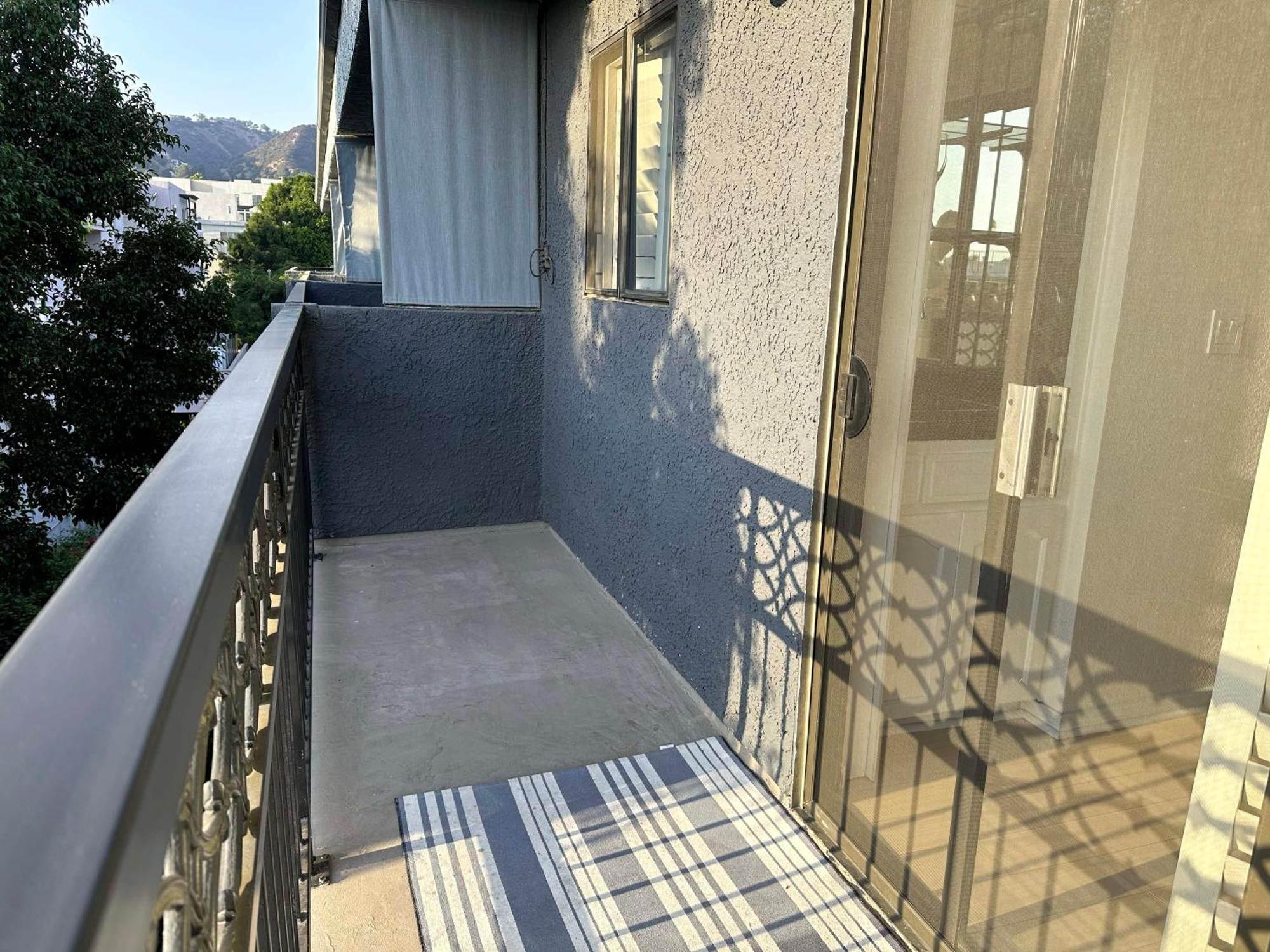1 Bd Condominium Near Sunset Blvd Лос-Анджелес Экстерьер фото